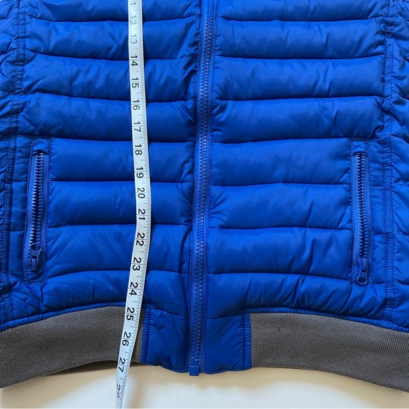 roots down vest - Picture 6 of 6